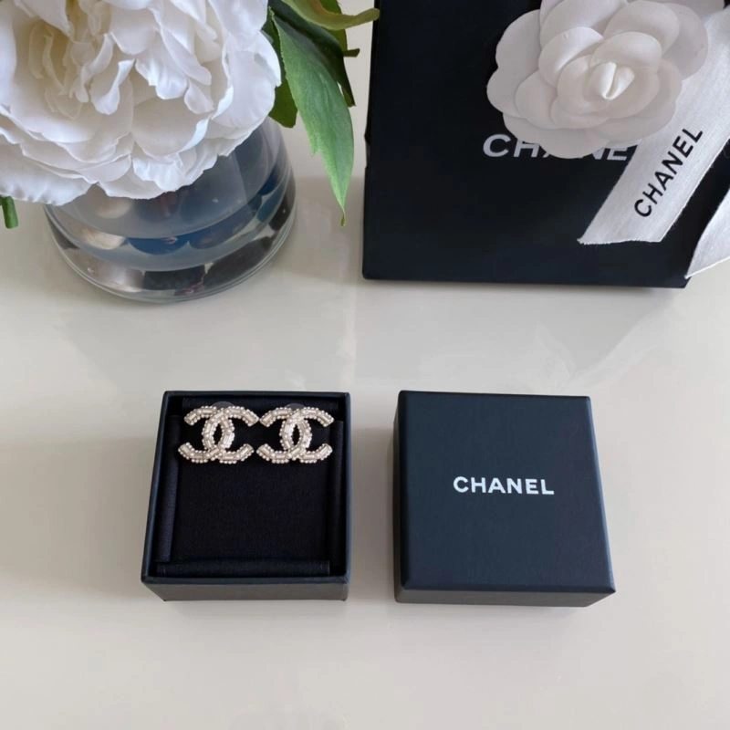 Sleek Chxnxl Brooches 292382