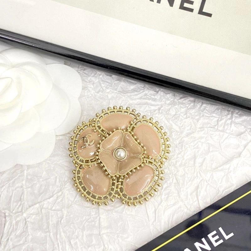 Practical Chxnxl Brooches 292391