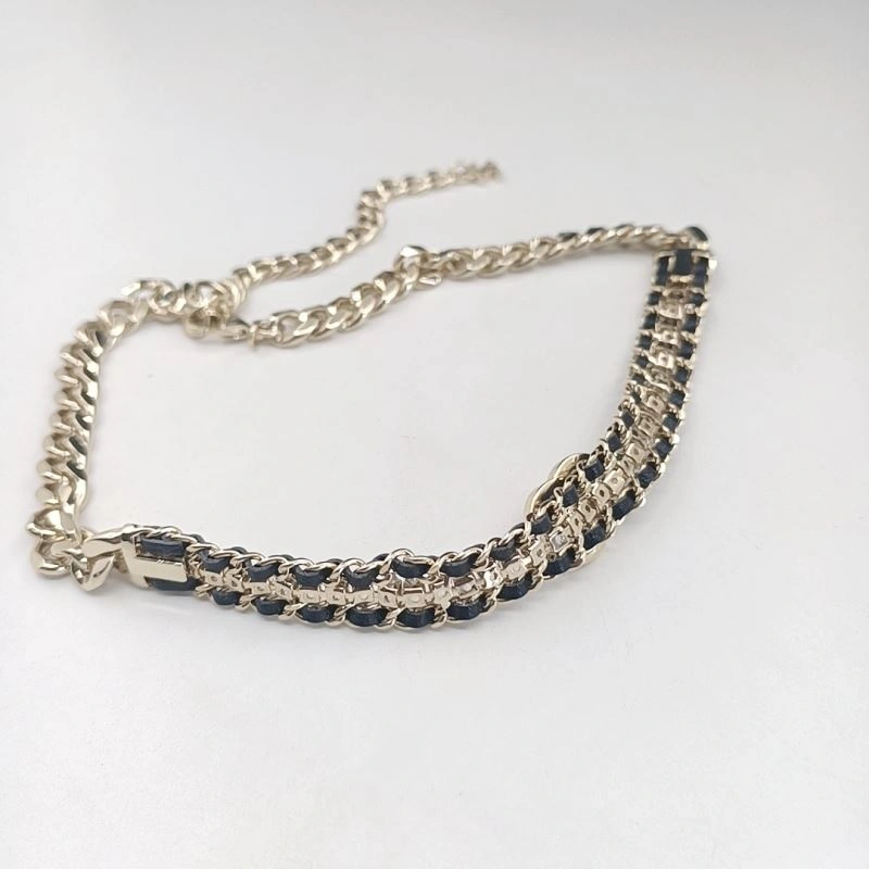 Chxnxl Brooches Sleek 292385