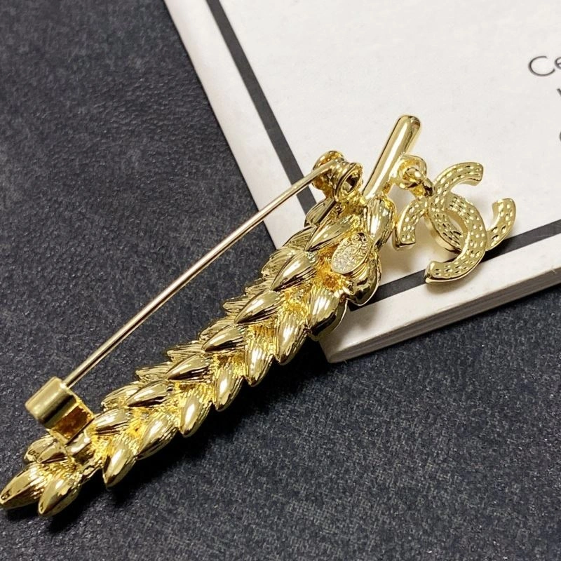 NewStyle Chxnxl Brooches 292389