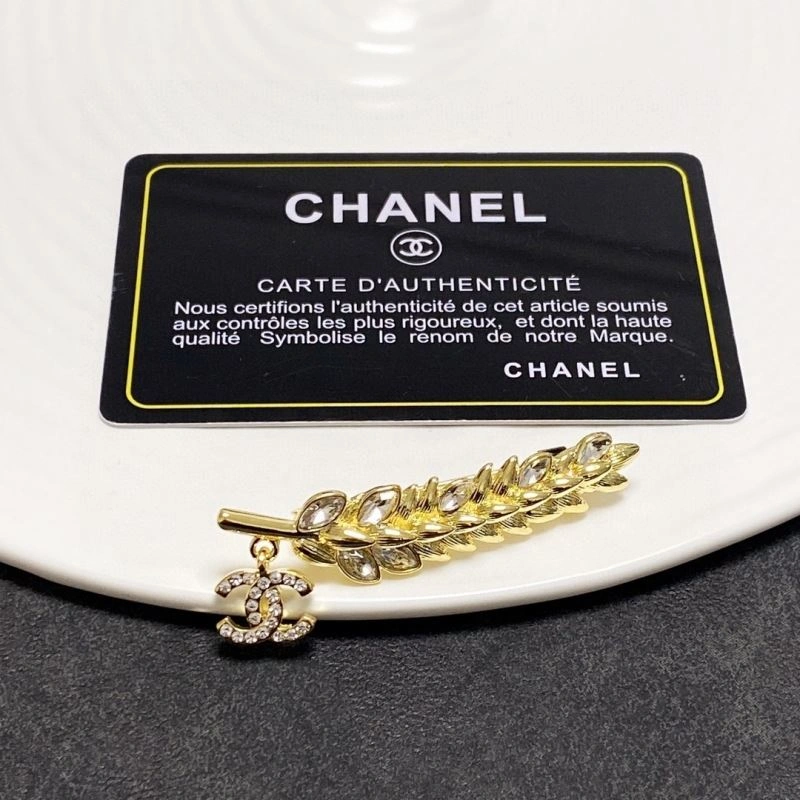 NewStyle Chxnxl Brooches 292389