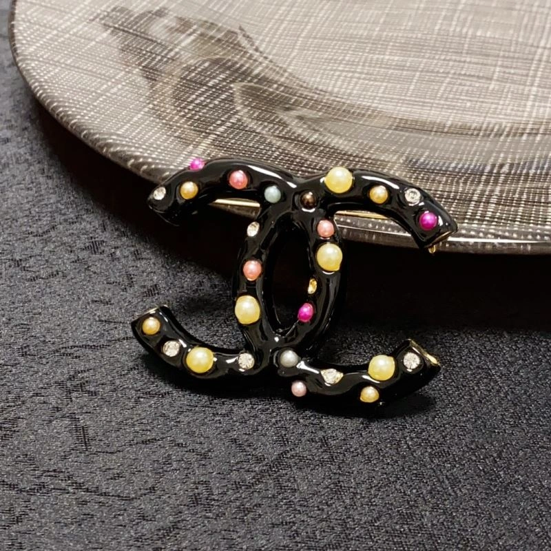 Chxnxl Brooches Timeless 292388
