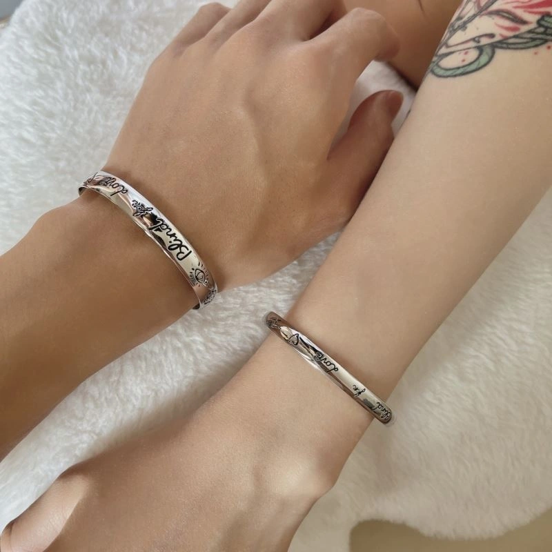 Versatile Gxccx Bracelets 307055