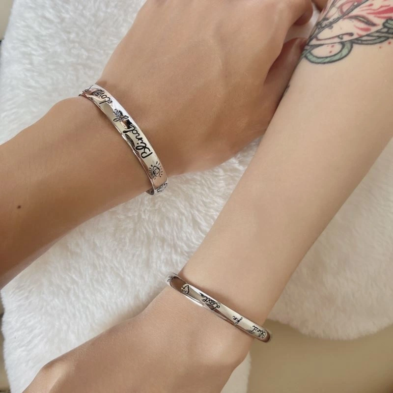 Versatile Gxccx Bracelets 307055