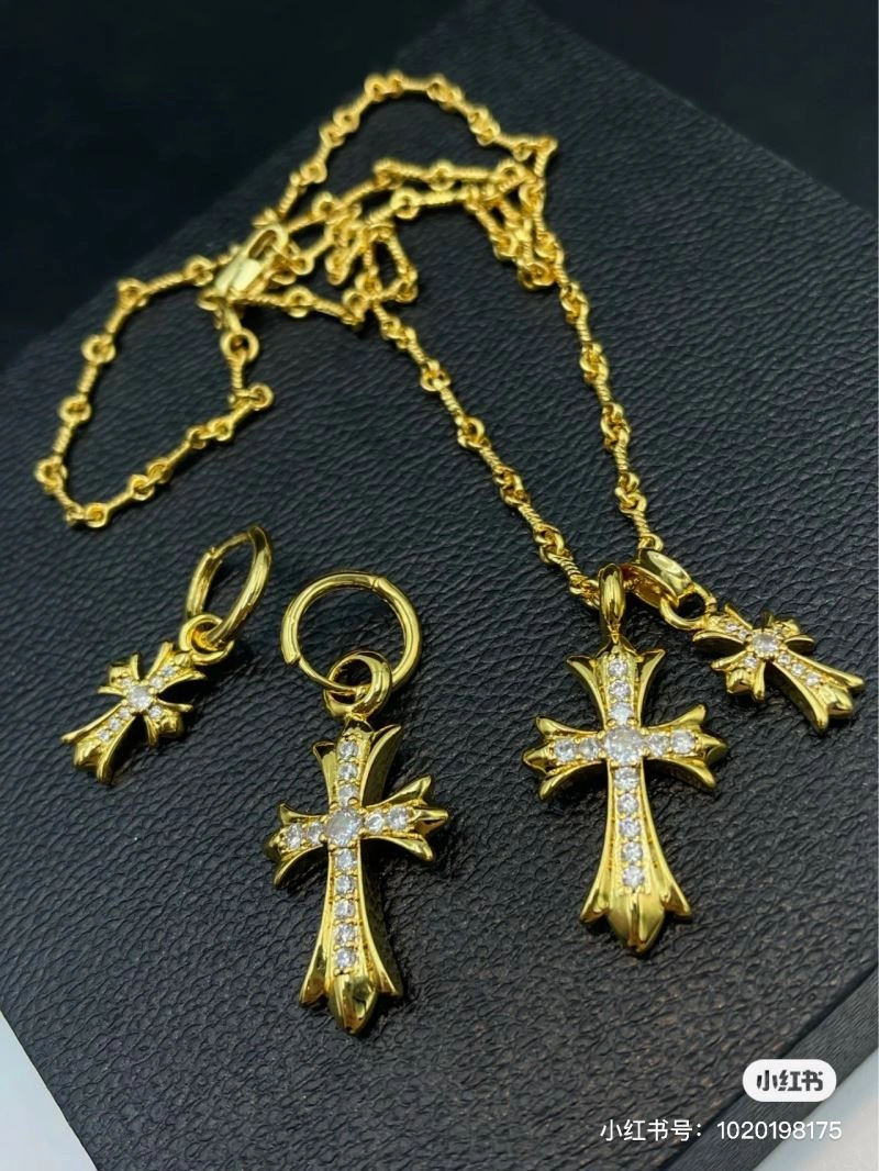 Chrxmx Hxxrts Necklaces DailyWear 300575