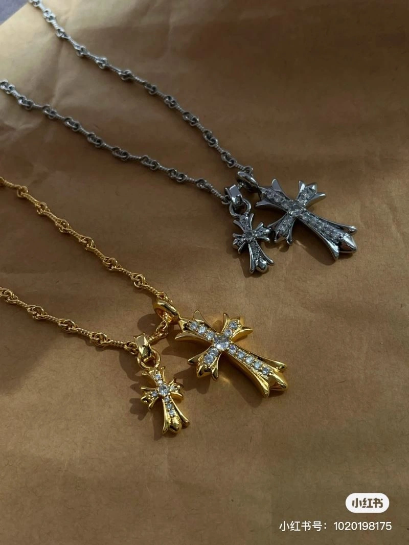 Chrxmx Hxxrts Necklaces DailyWear 300575
