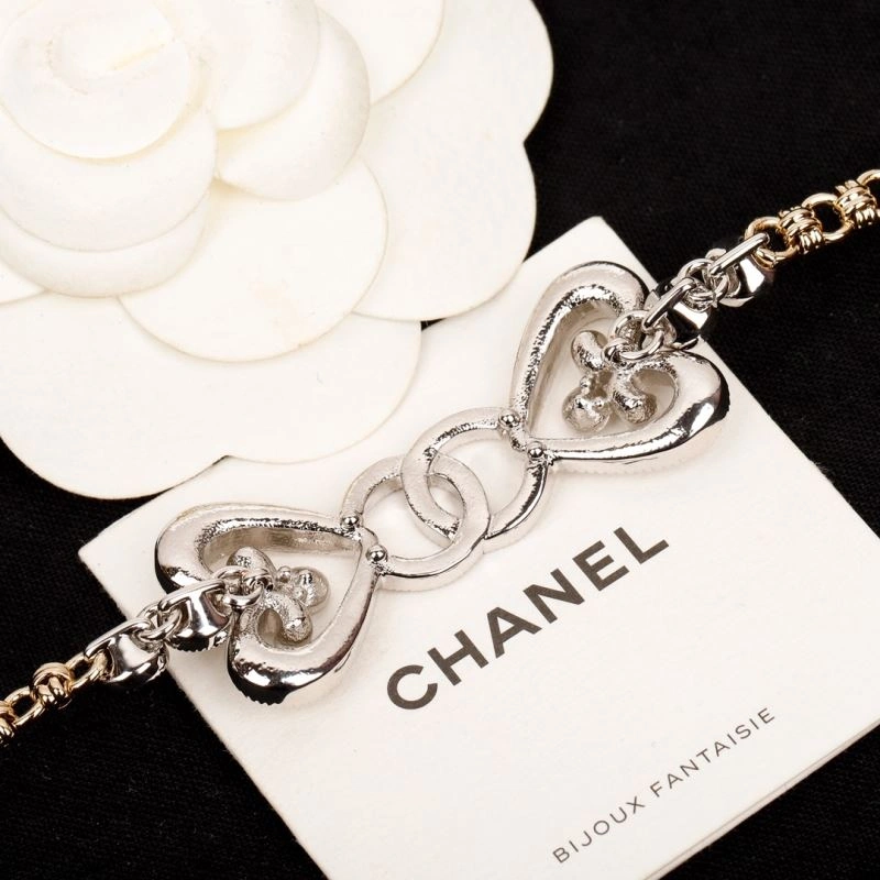 Chxnxl Brooches Resilient 292378