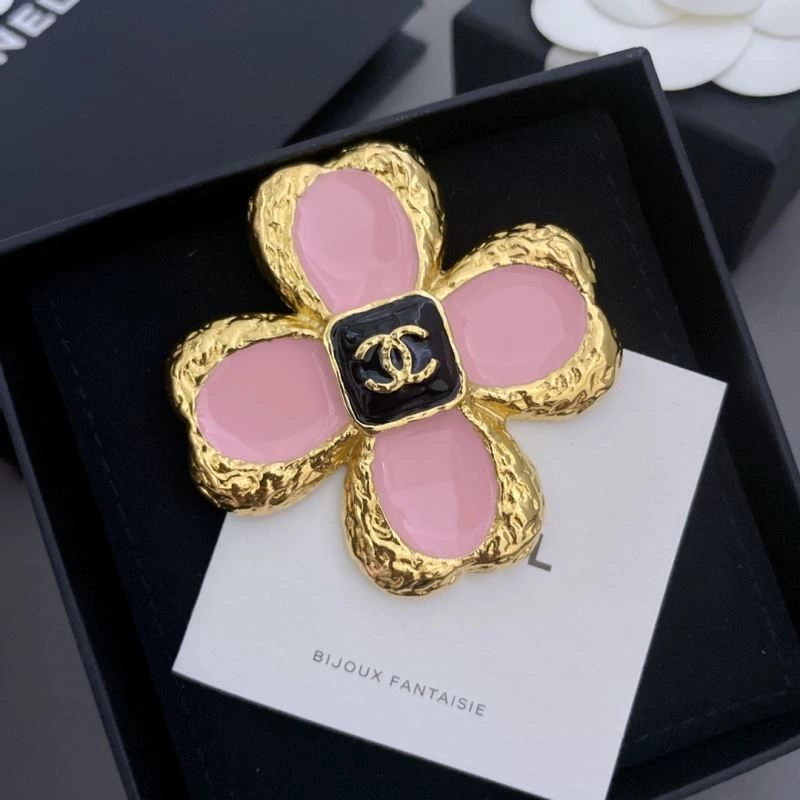 GoodFit Chxnxl Brooches 292372