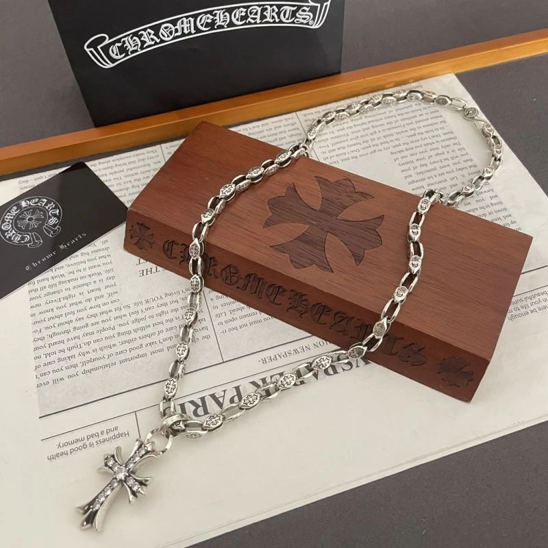 Chrxmx Hxxrts Necklaces Practical 300573