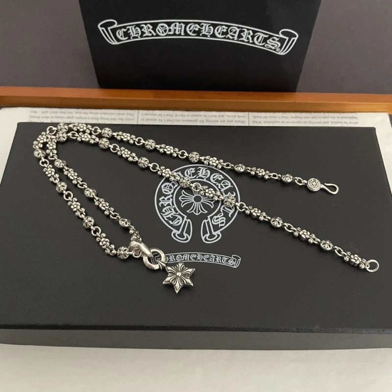 Cozy Chrxmx Hxxrts Necklaces 300570