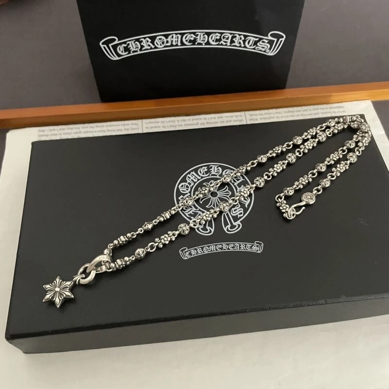 Cozy Chrxmx Hxxrts Necklaces 300570