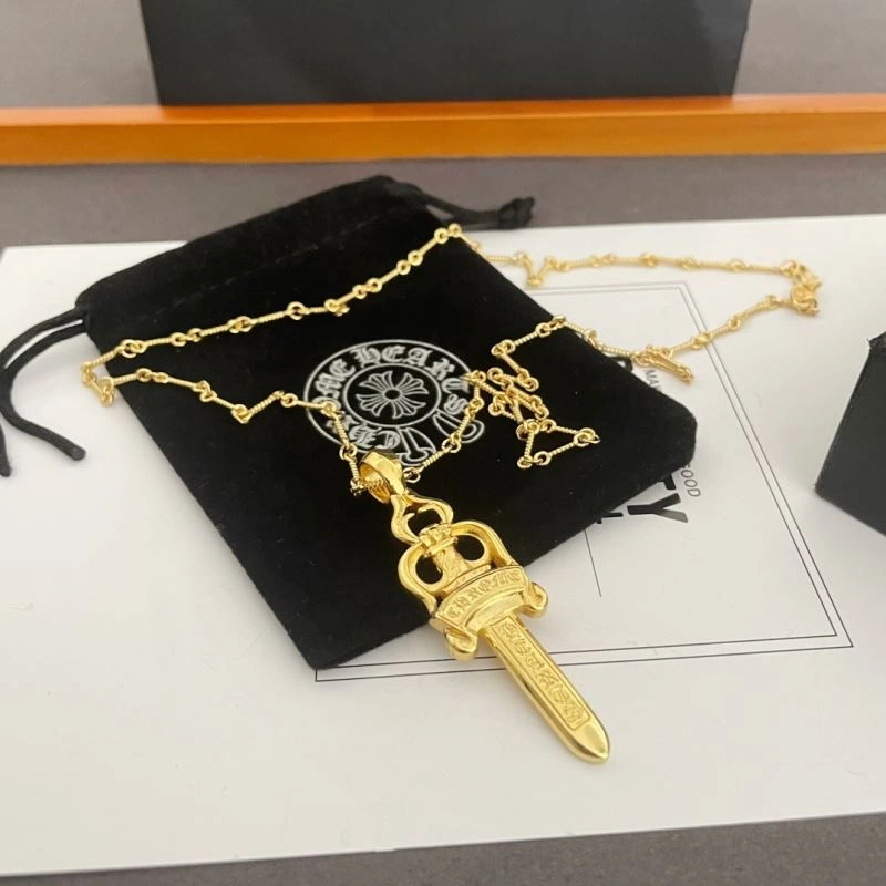 Comfortable Chrxmx Hxxrts Necklaces 300564