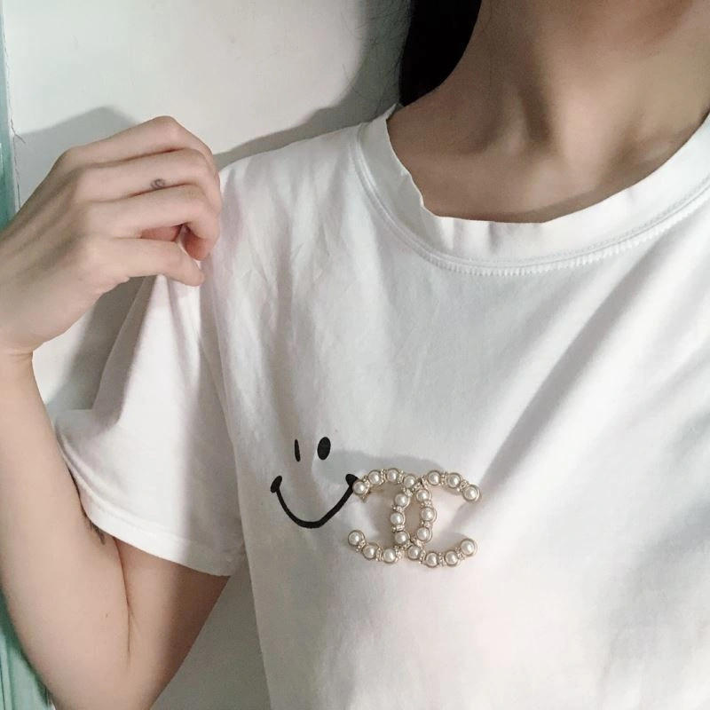 Efficient Chxnxl Brooches 292368