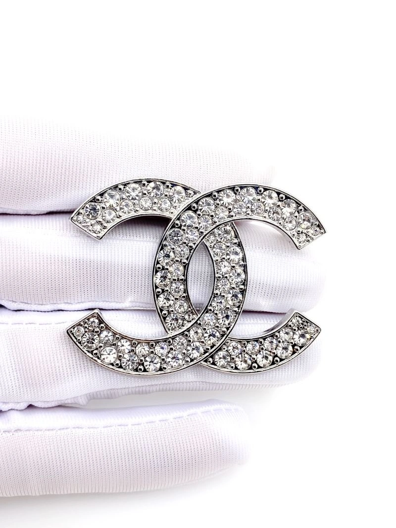 Unique Chxnxl Brooches 292364