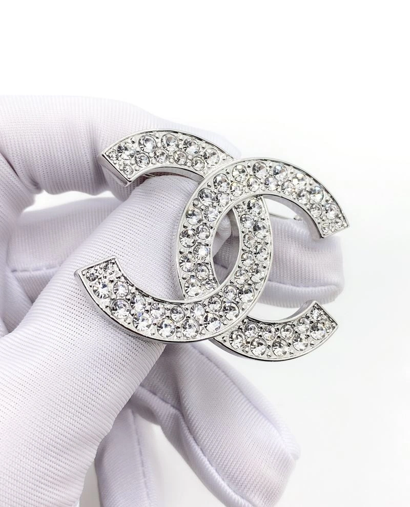 Unique Chxnxl Brooches 292364