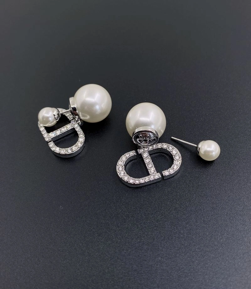 Compact Christian Dxxr Earrings 295246