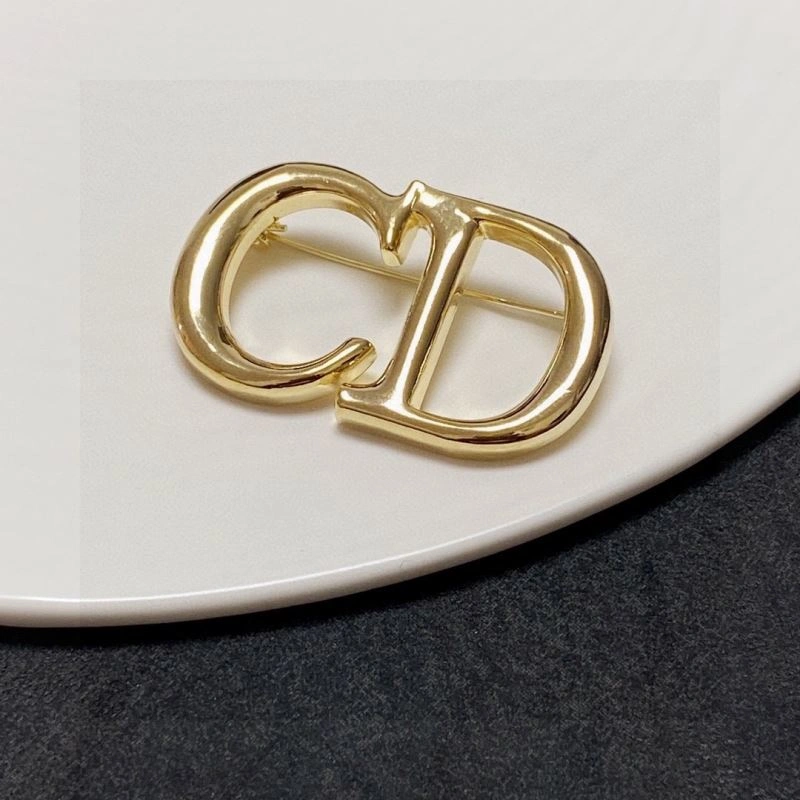 Christian Dxxr Brooches Resilient 295463