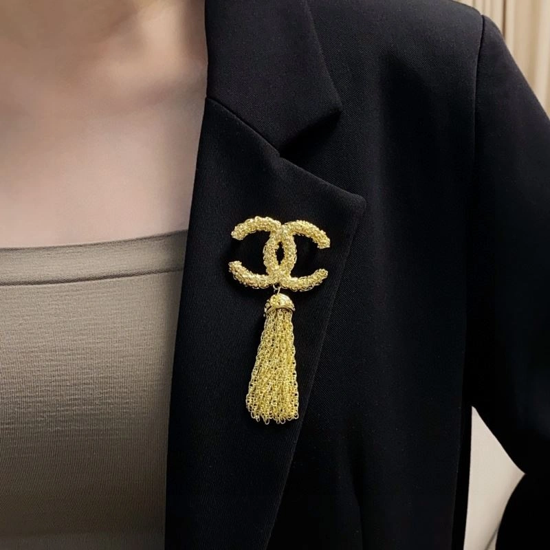 Chxnxl Brooches Practical 292363
