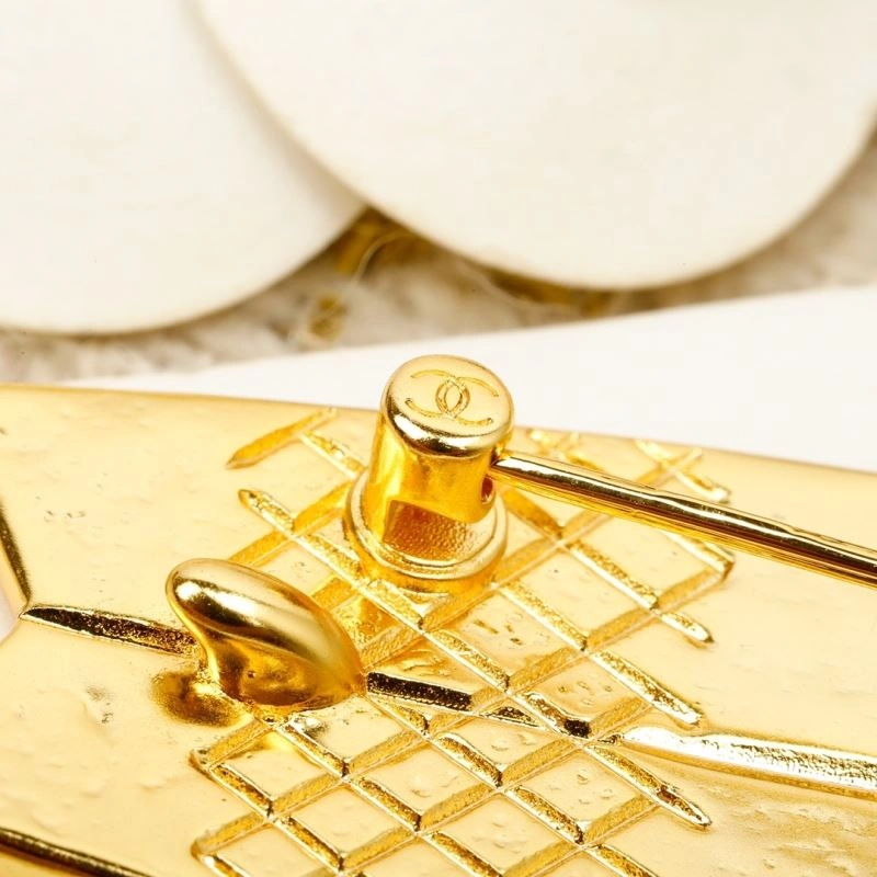 Chxnxl Brooches Affordable 292361