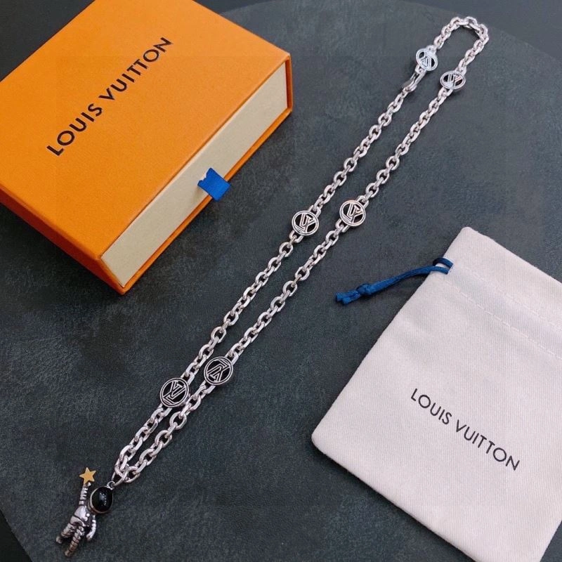 Affordable LX Necklaces 311393