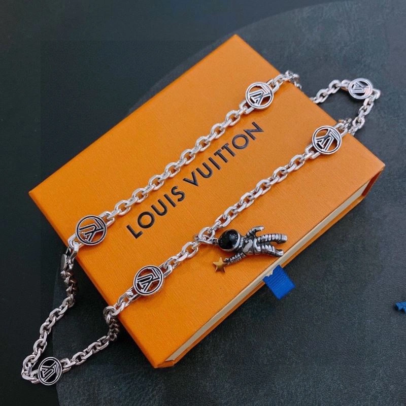 Affordable LX Necklaces 311393