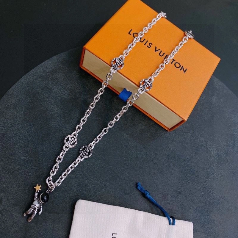 Affordable LX Necklaces 311393