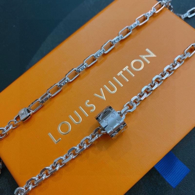 LX Necklaces GoAnywhere 311390