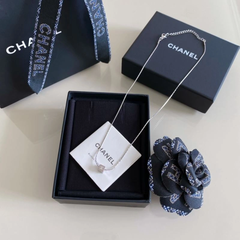 Chxnxl Brooches Stylish 292358
