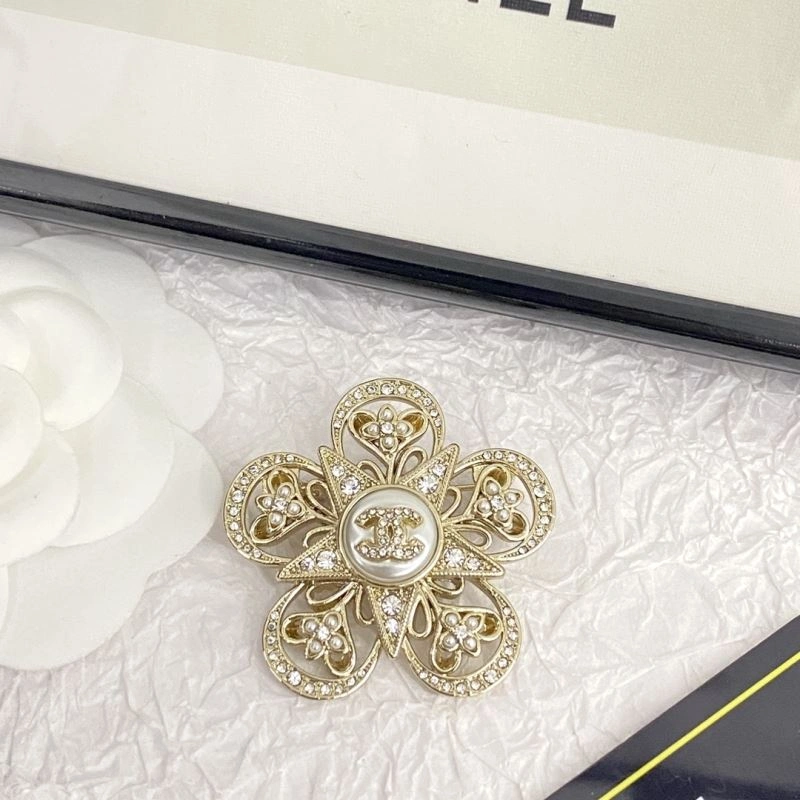 Chxnxl Brooches DailyWear 292357