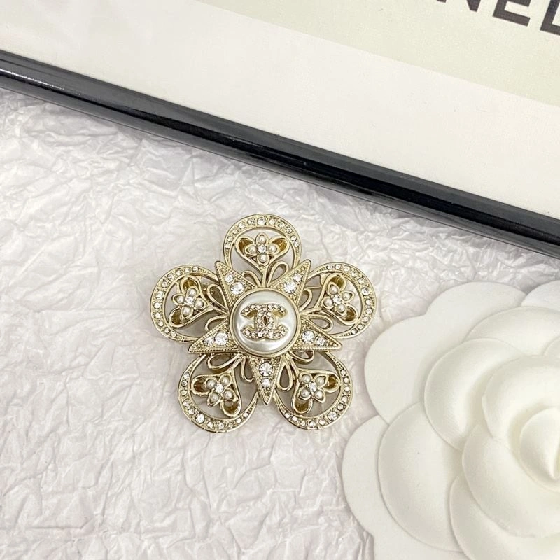 Chxnxl Brooches DailyWear 292357