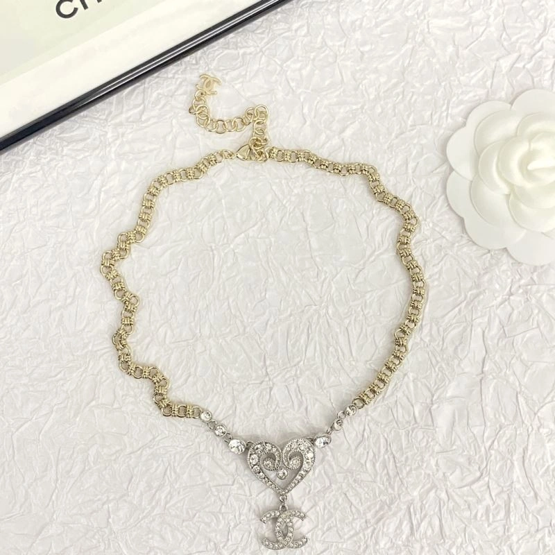 Timeless Chxnxl Brooches 292356