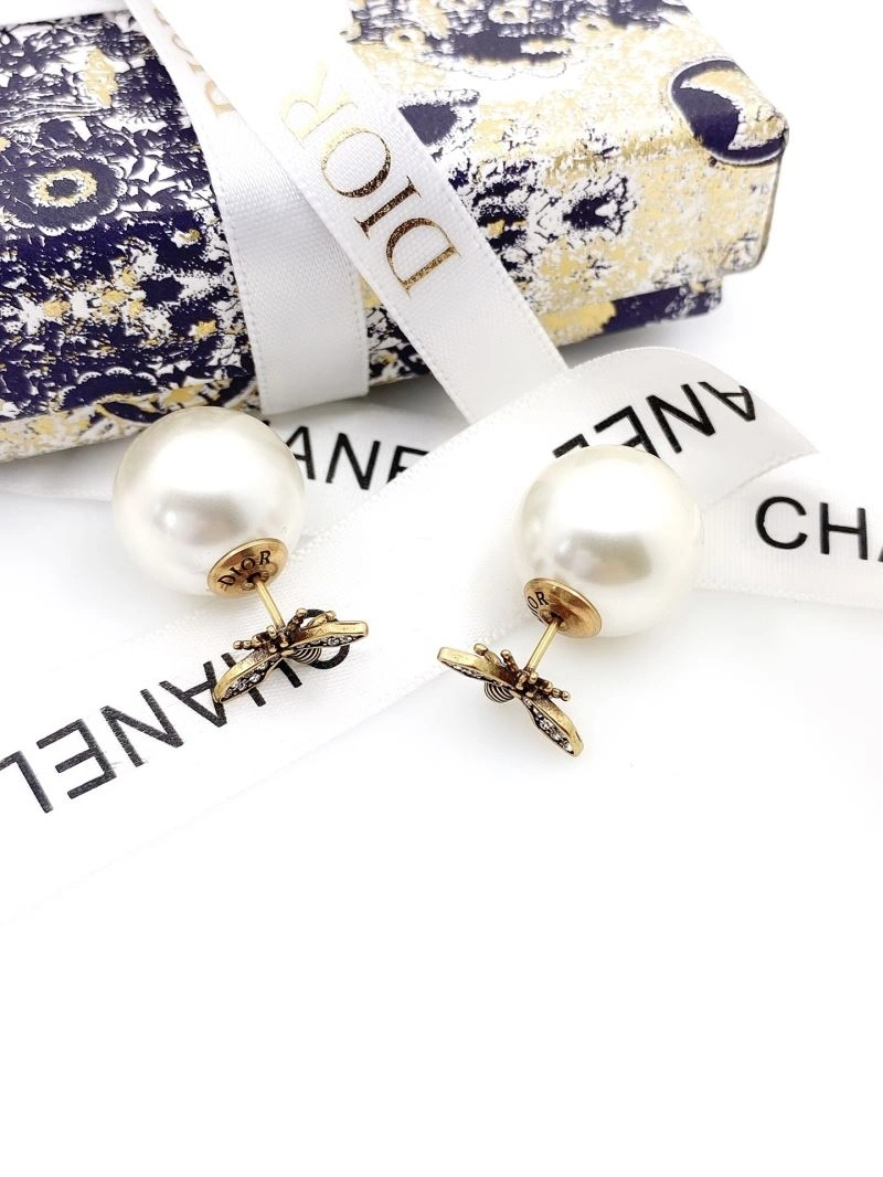 Flexible Christian Dxxr Earrings 295244