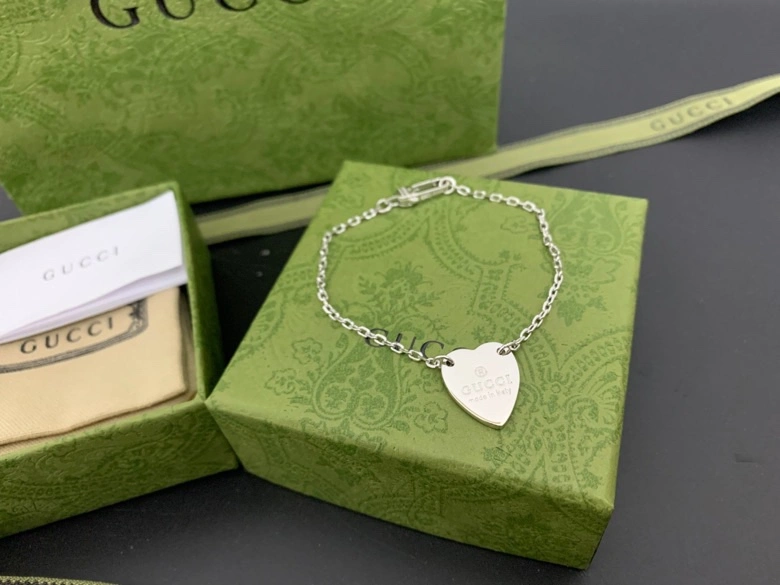 Fashionable Gxccx Bracelets 307051