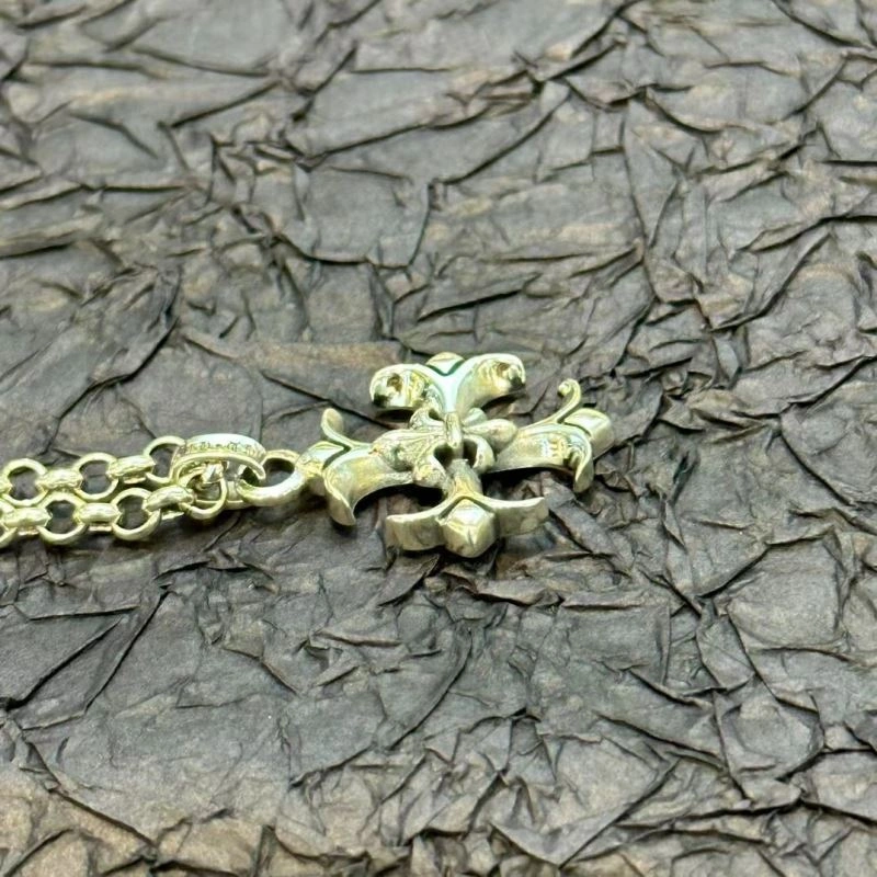 Flexible Chrxmx Hxxrts Necklaces 300560