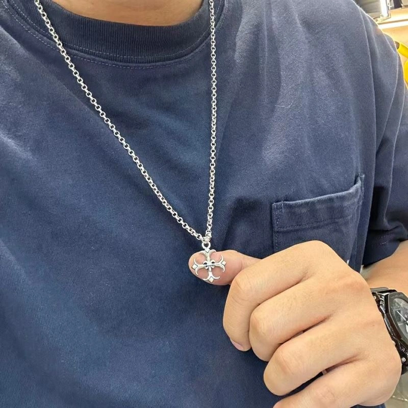 Flexible Chrxmx Hxxrts Necklaces 300560