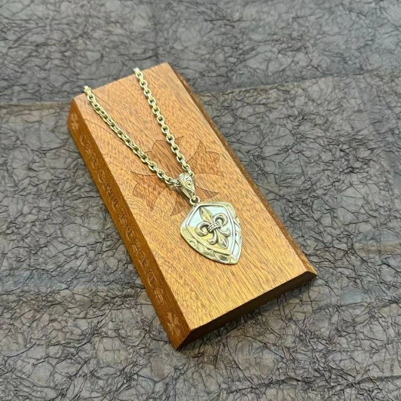 HighQuality Chrxmx Hxxrts Necklaces 300557