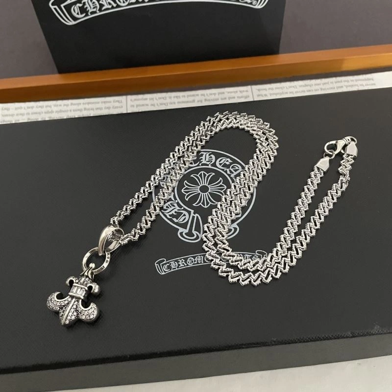 Practical Chrxmx Hxxrts Necklaces 300544