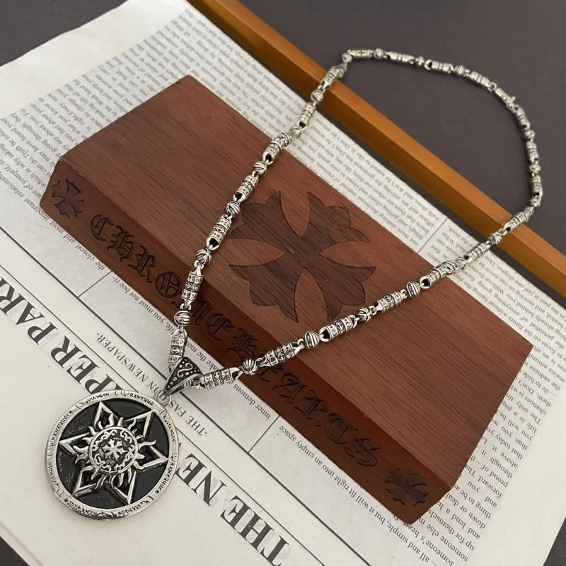 Chrxmx Hxxrts Necklaces Functional 300556