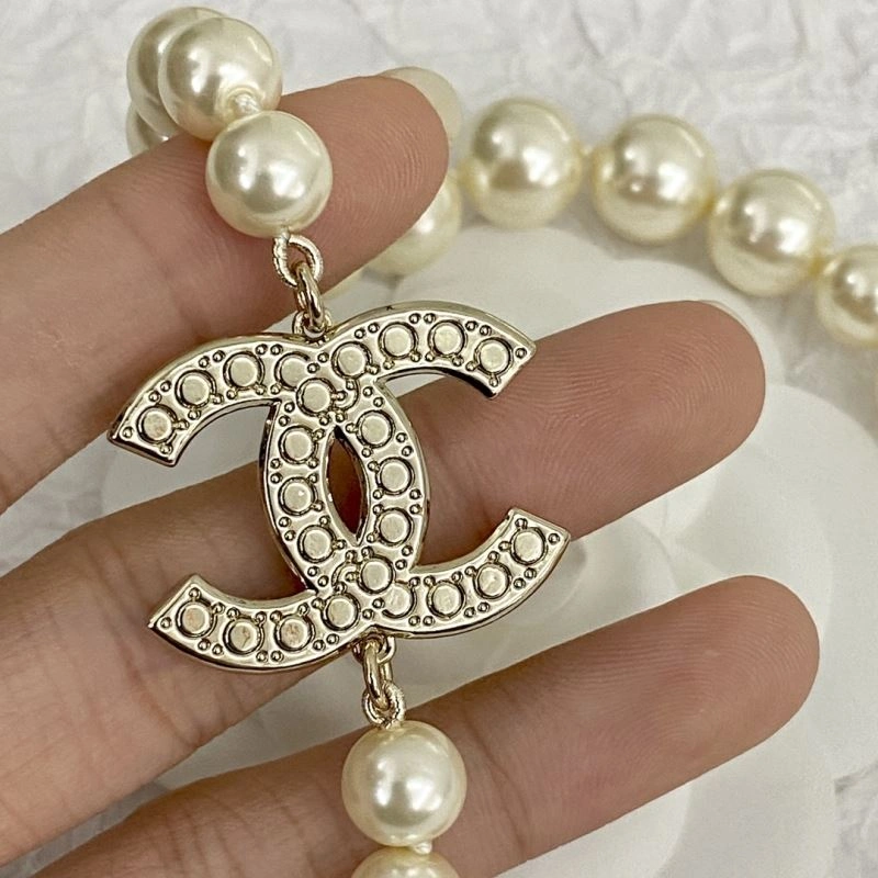 SportInspired Chxnxl Brooches 292349
