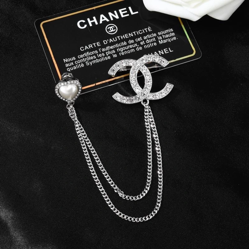 Chxnxl Brooches WellDesigned 292336