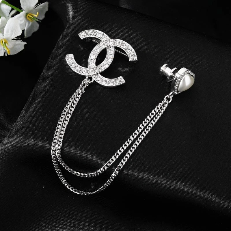 Chxnxl Brooches WellDesigned 292336