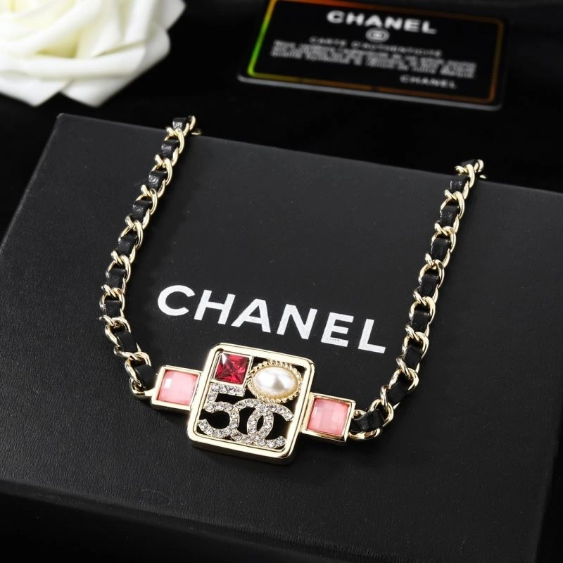 Chxnxl Brooches Sleek 292344