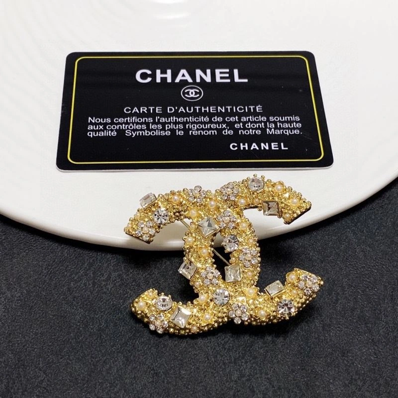 GoodFit Chxnxl Brooches 292345
