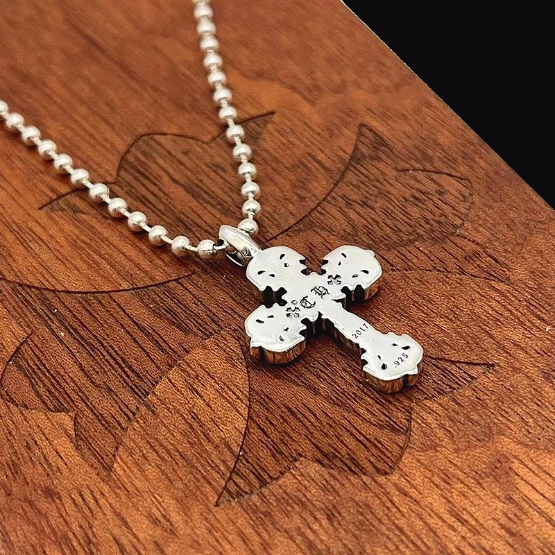 Chrxmx Hxxrts Necklaces DailyWear 300547