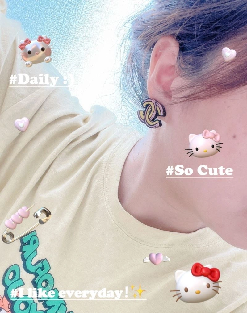 EyeCatching Chxnxl Earrings 291026