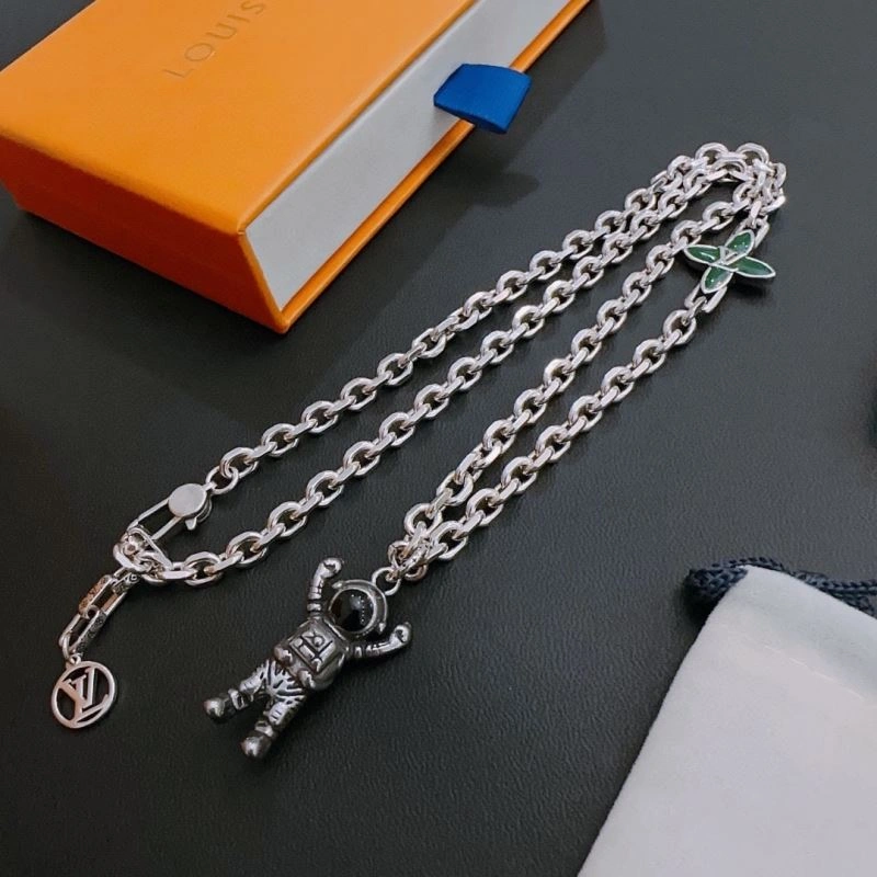 Comfortable LX Necklaces 311373