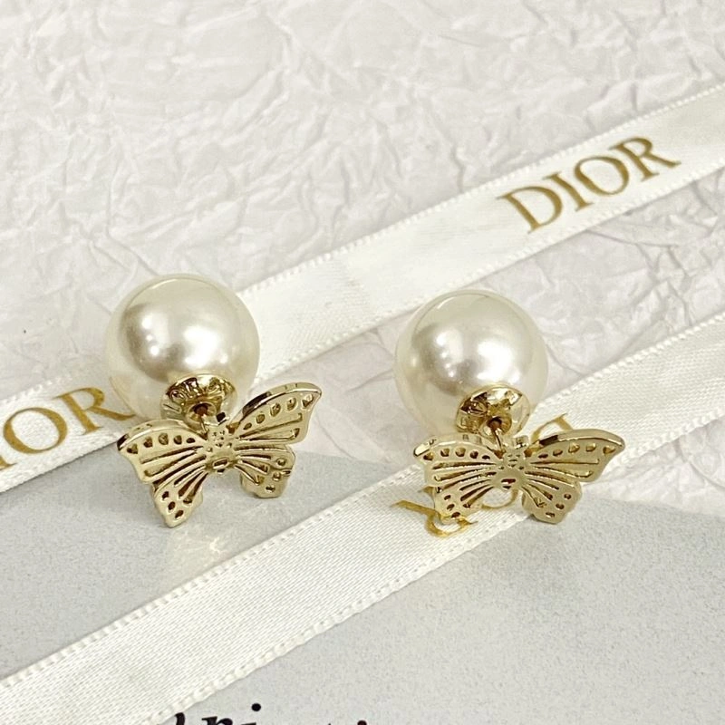 Christian Dxxr Earrings EyeCatching 295230