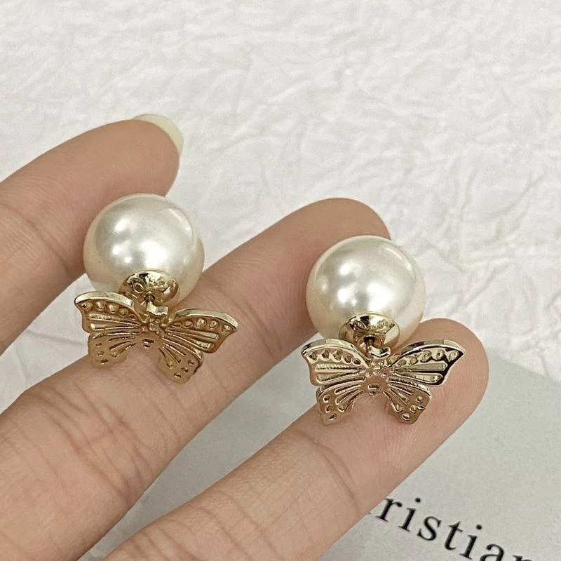 Christian Dxxr Earrings EyeCatching 295230