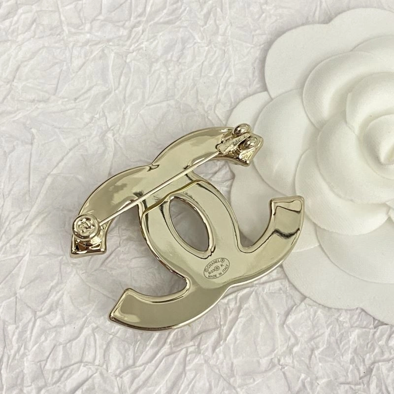 NewStyle Chxnxl Brooches 292333