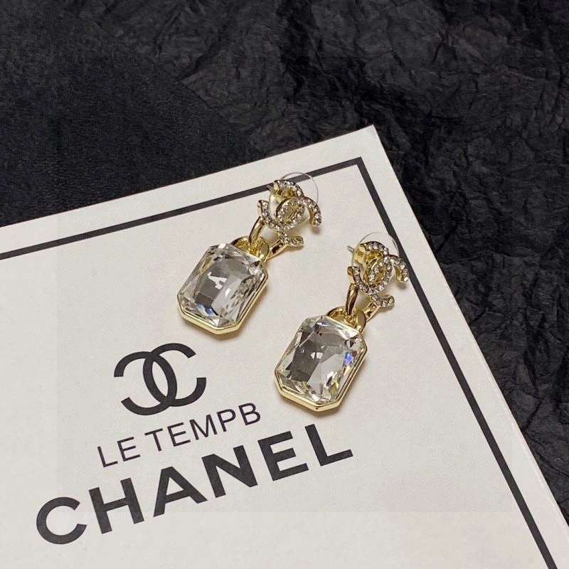 Minimalist Chxnxl Earrings 291053